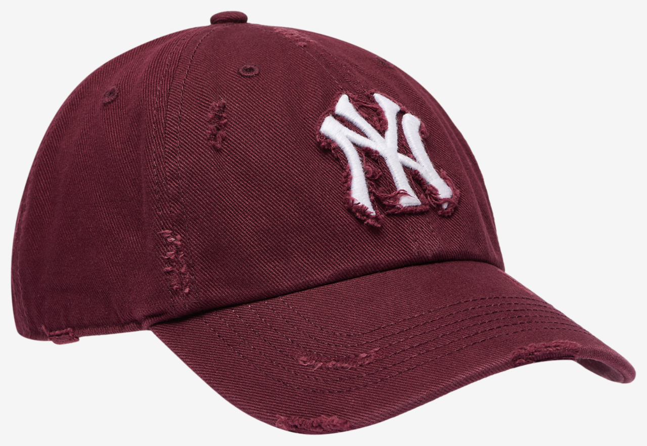 47 Brand Yankees Weathered 47 Clean Up Cap Image 3 of 5. Tap to open photo gallery.