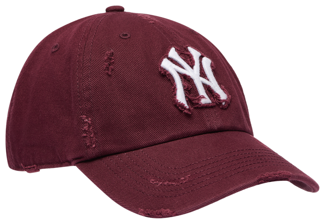 47 Brand Yankees Weathered 47 Clean Up Cap Image 3 of 5. Tap to open photo gallery.