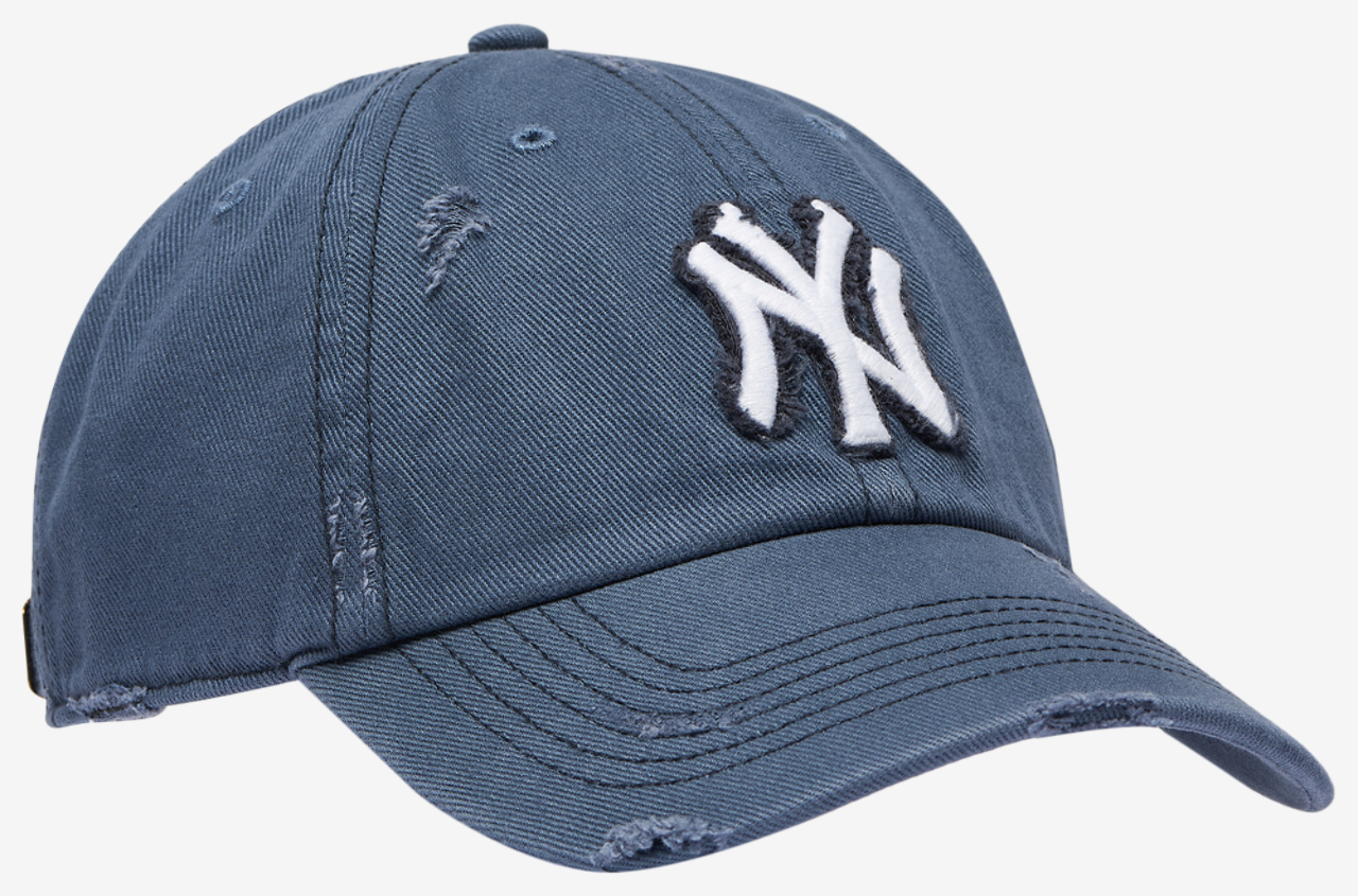 47 Brand Yankees Weathered 47 Clean Up Cap Image 3 of 5. Tap to open photo gallery.