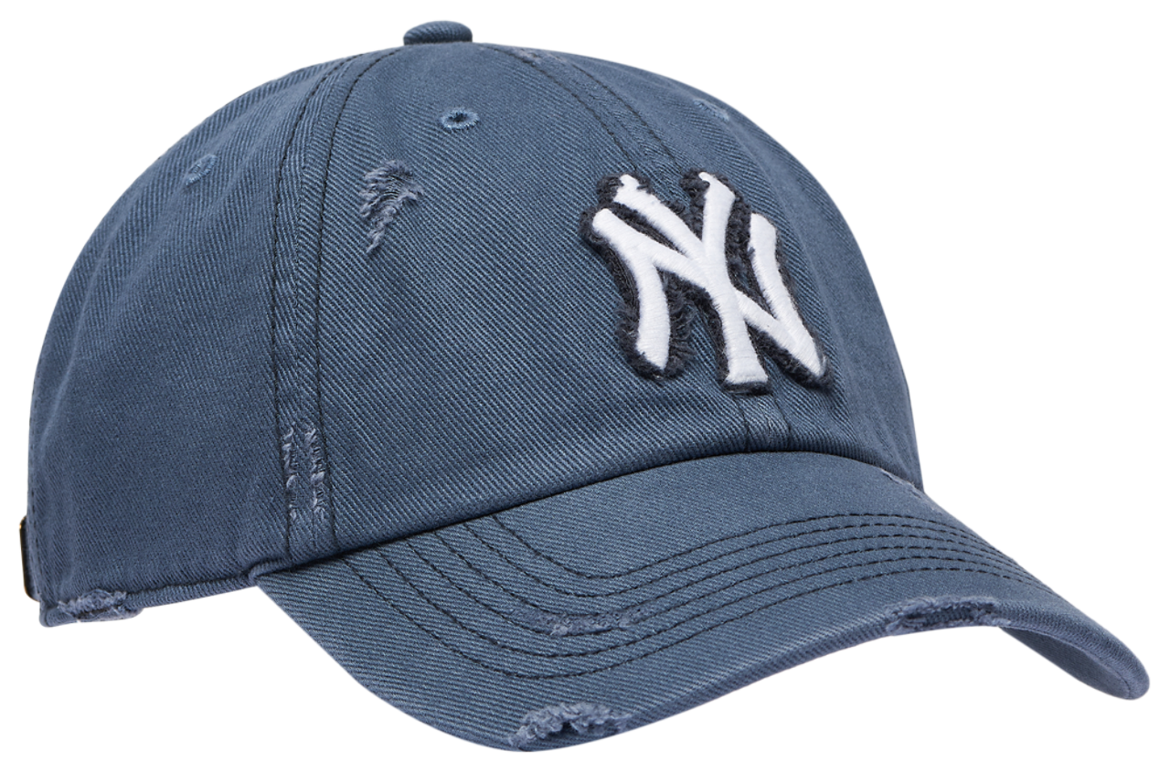 47 Brand Yankees Weathered 47 Clean Up Cap Image 3 of 5. Tap to open photo gallery.