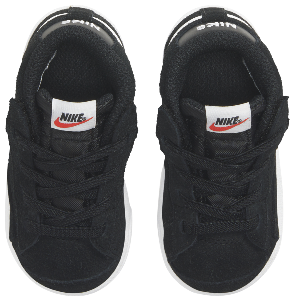 Nike Blazer Mid '77 Image 4 of 5. Tap to open photo gallery.