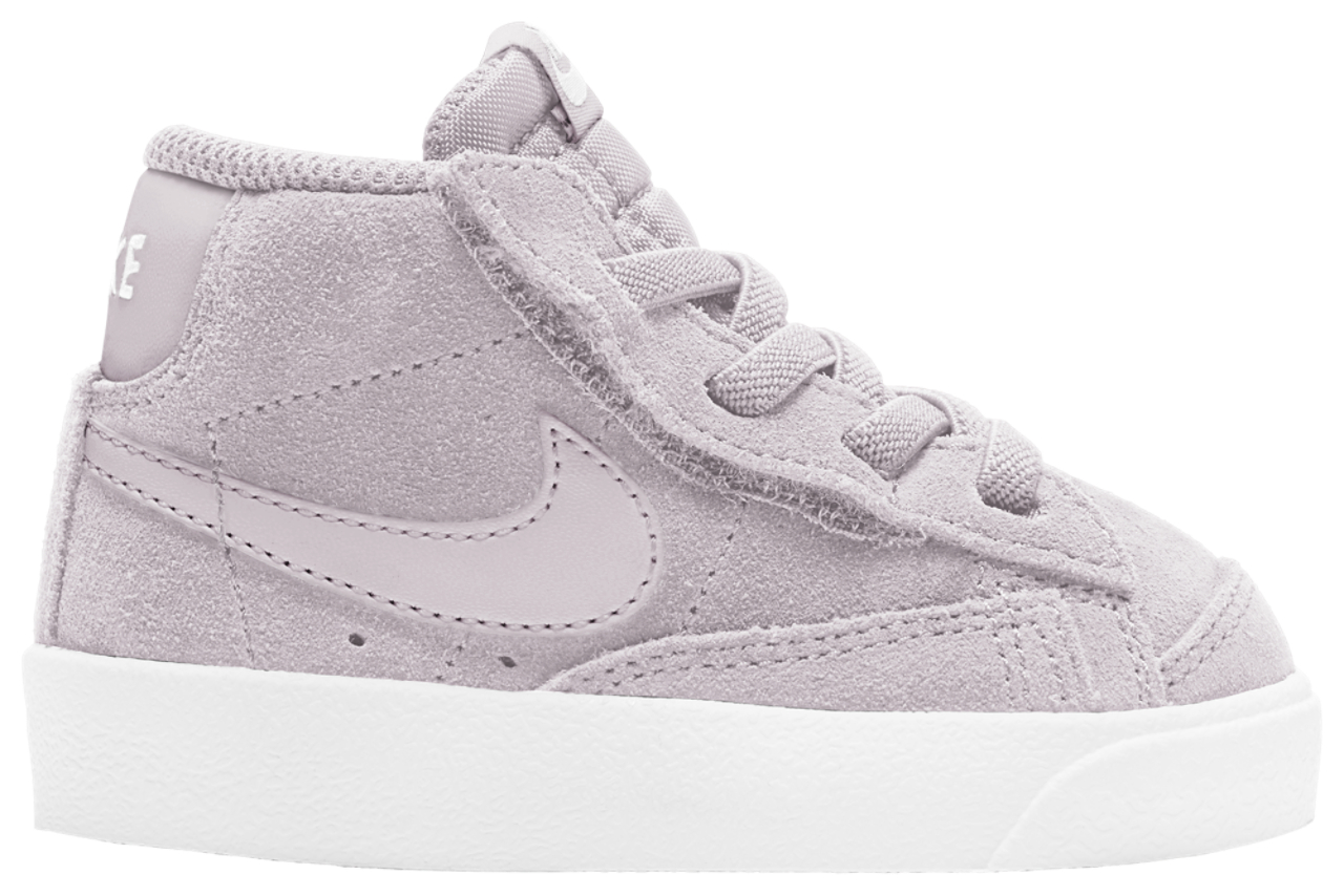 Nike Blazer Mid '77 Suede Image 1 of 3. Tap to open photo gallery.