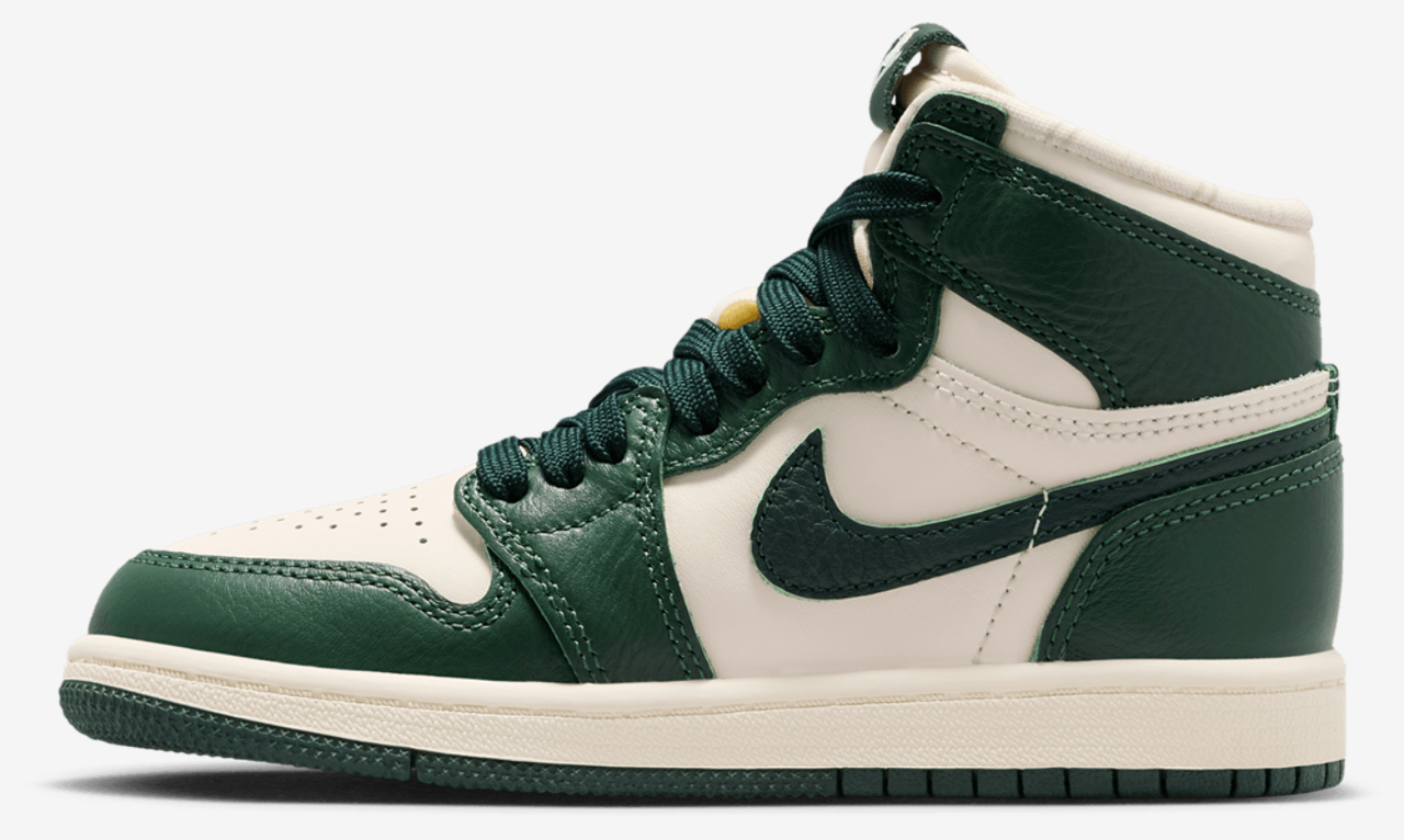 Jordan Retro 1 High OG Image 2 of 8. Tap to open photo gallery.