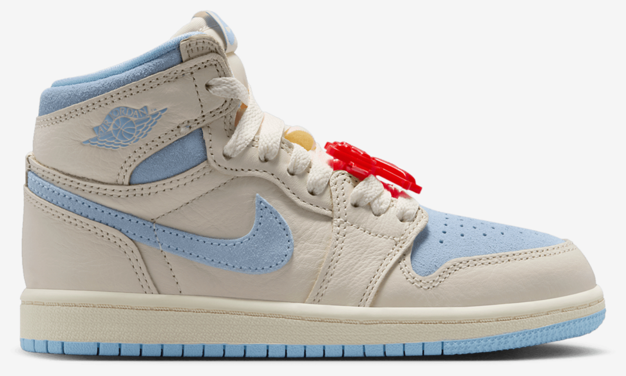 Jordan Retro 1 High OG Image 1 of 9. Tap to open photo gallery.