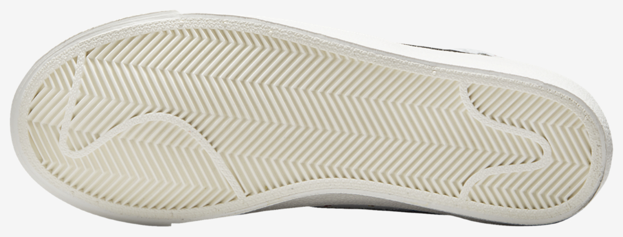 Nike Blazer Mid '77 Image 5 of 5. Tap to open photo gallery.