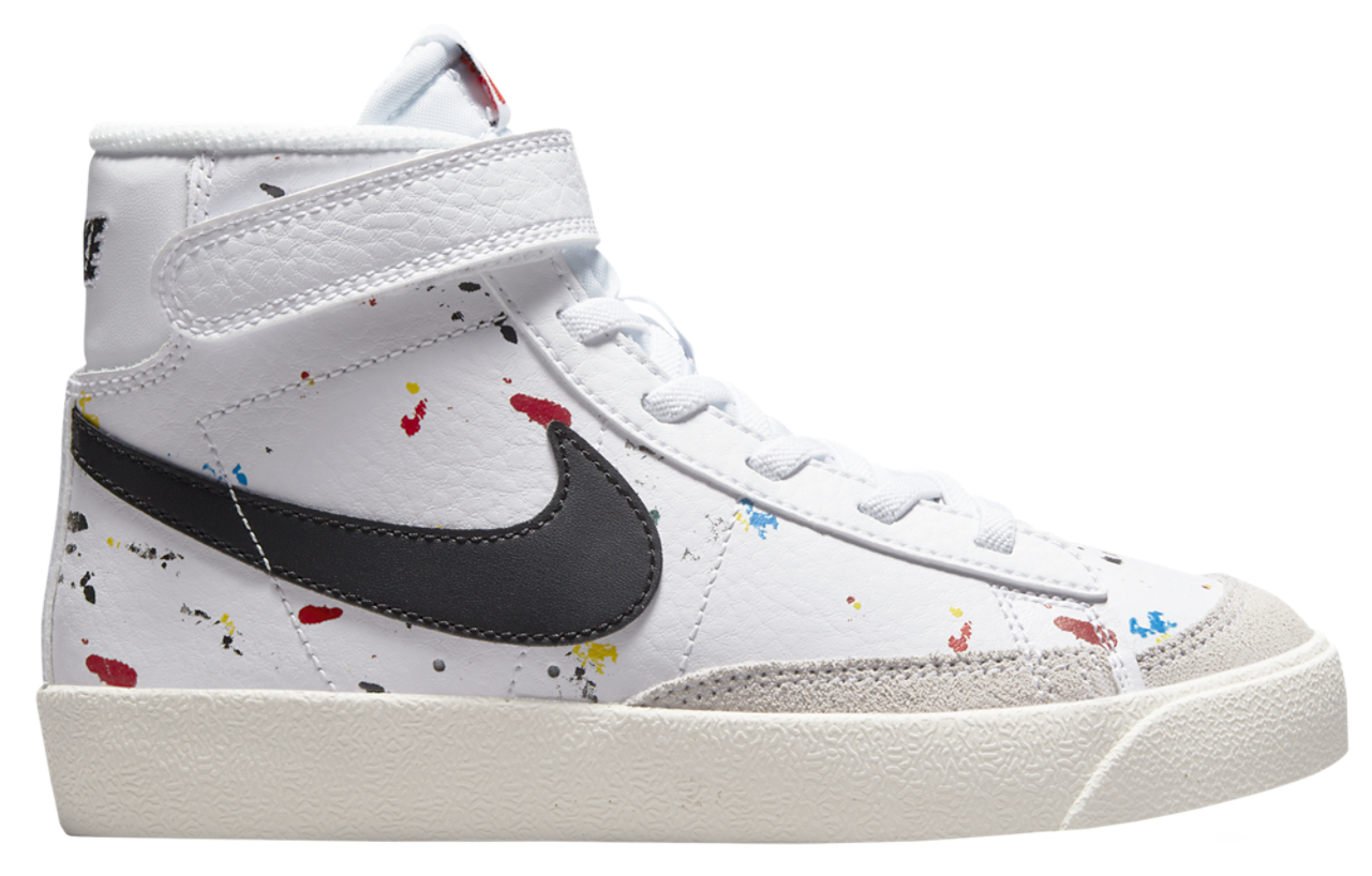 Nike Blazer Mid '77 Image 1 of 5. Tap to open photo gallery.