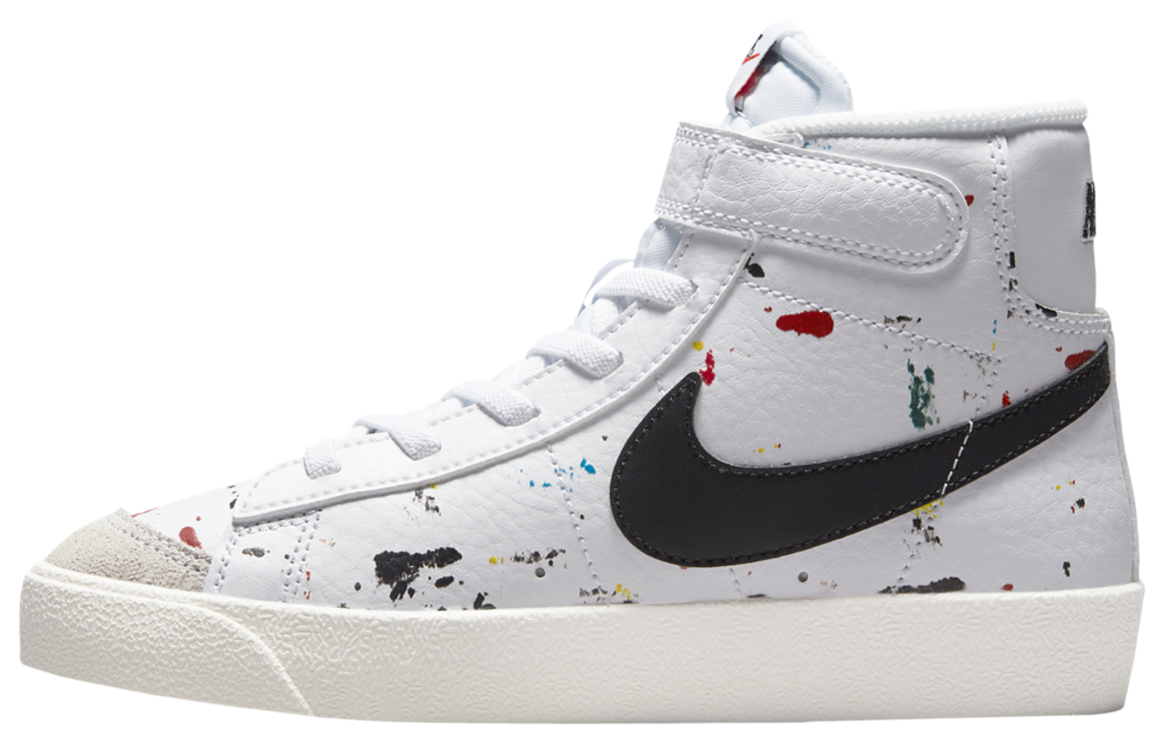 Nike Blazer Mid '77 Image 2 of 5. Tap to open photo gallery.