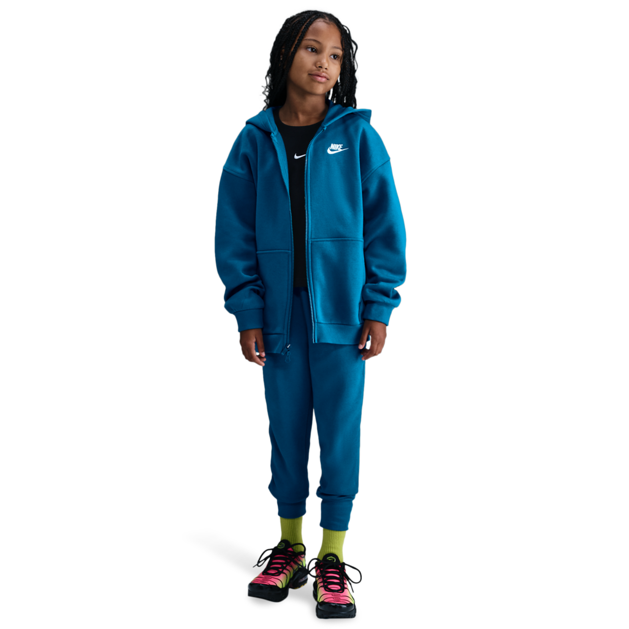 Nike NSW Club Fleece Oversized LBR Full-Zip Image 3 of 3. Tap to open photo gallery.