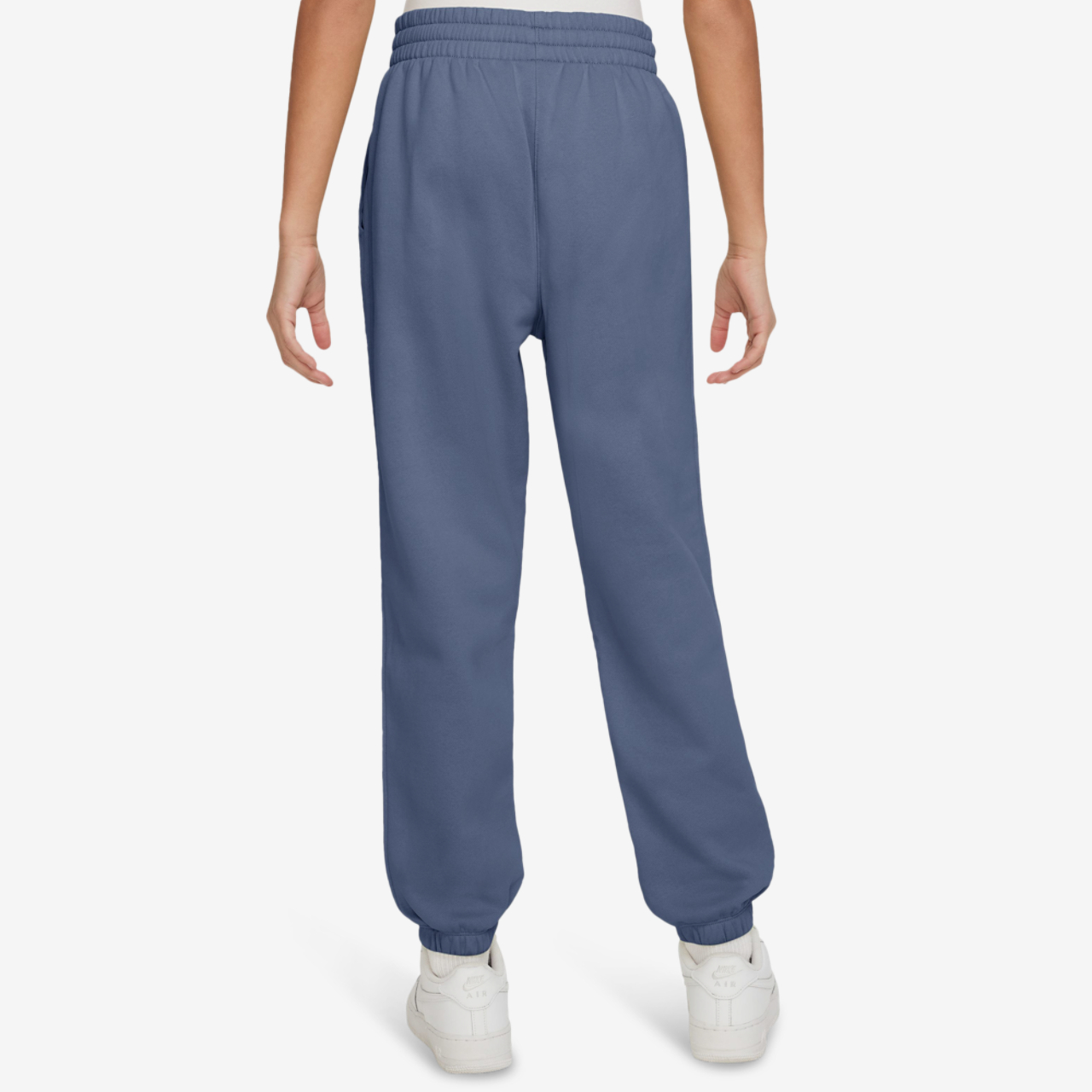 Nike NSW Club LBR Oversized Fleece Pants Image 2 of 3. Tap to open photo gallery.