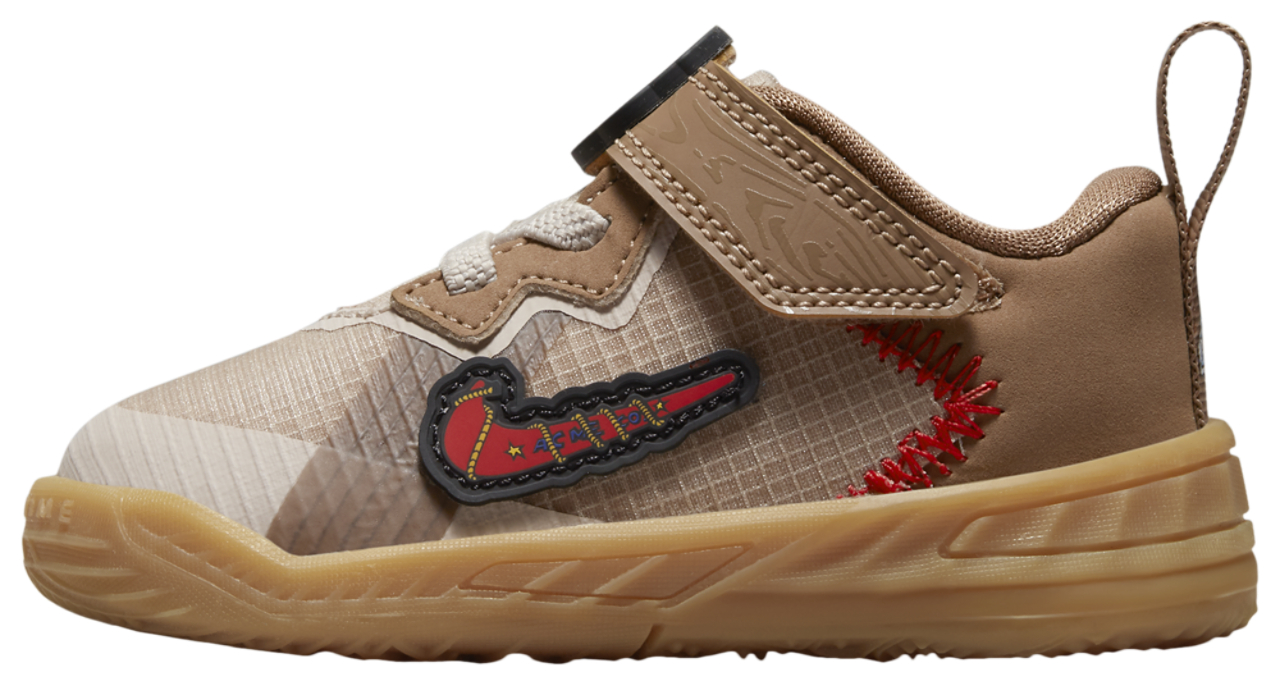 Nike Lebron XVIII Low Image 3 of 7. Tap to open photo gallery.