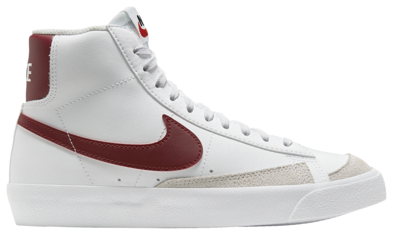 Nike Blazer Mid '77 Image 1 of 6. Tap to open photo gallery.