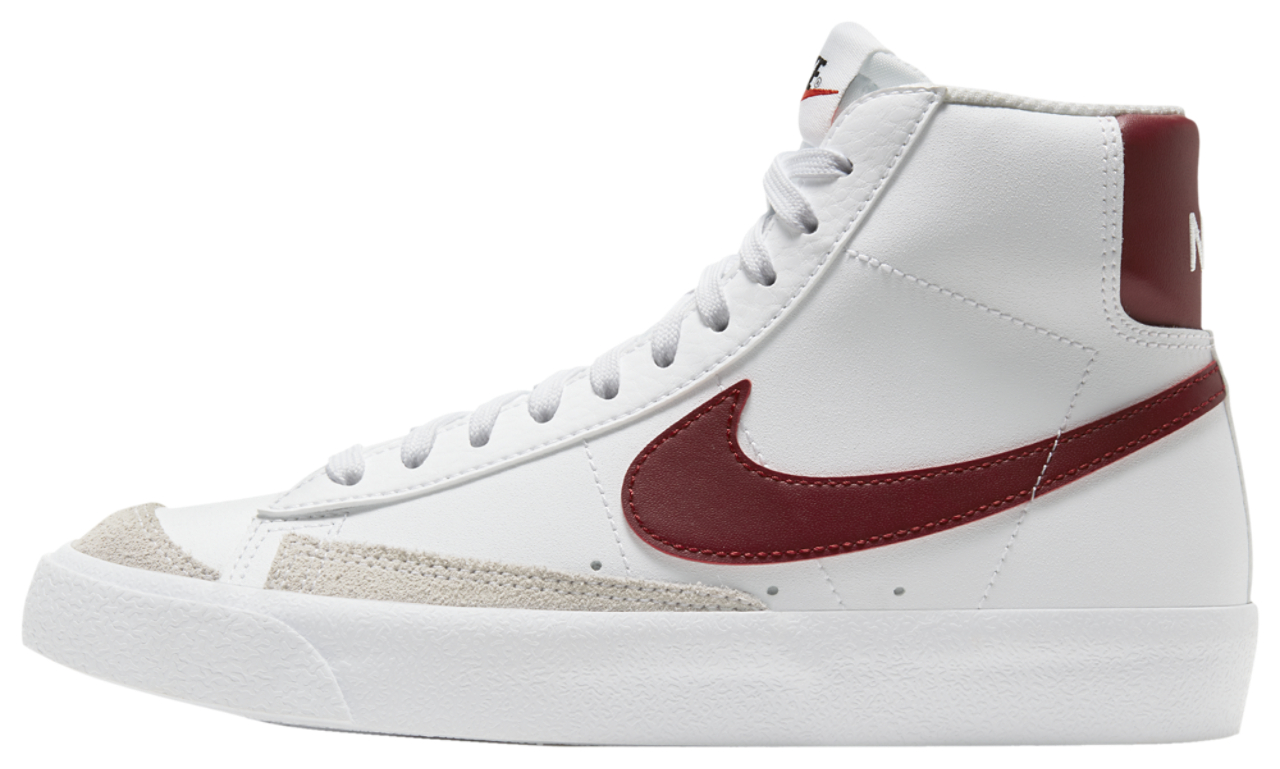 Nike Blazer Mid '77 Image 2 of 6. Tap to open photo gallery.
