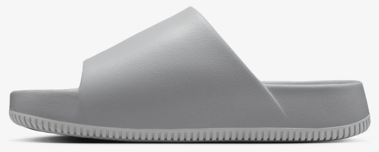 Nike Calm Slides Image 2 of 4. Tap to open photo gallery.
