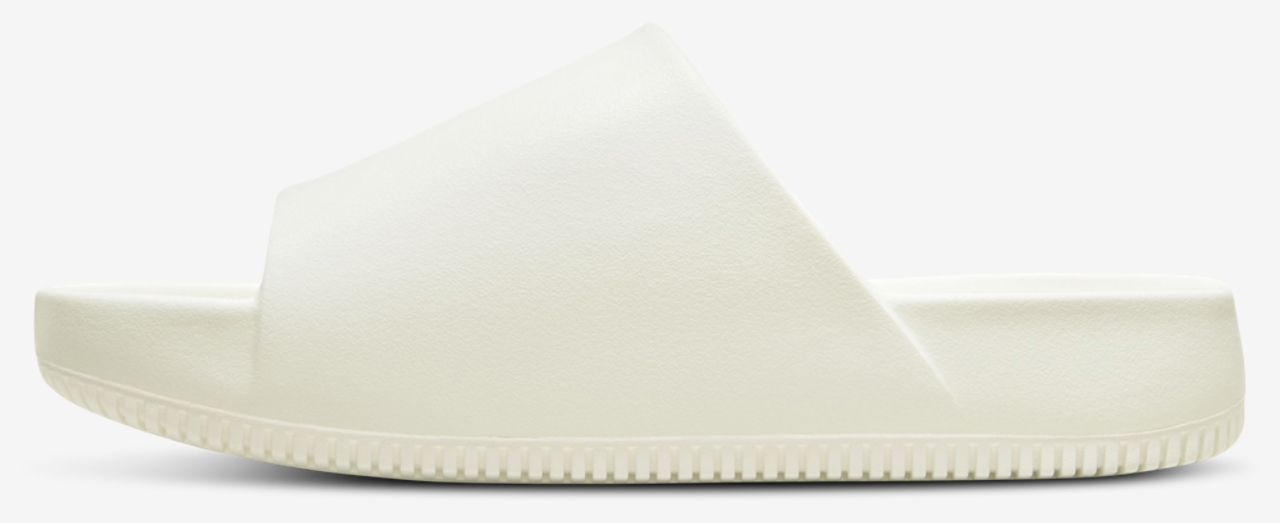 Nike Calm Slides Image 2 of 4. Tap to open photo gallery.