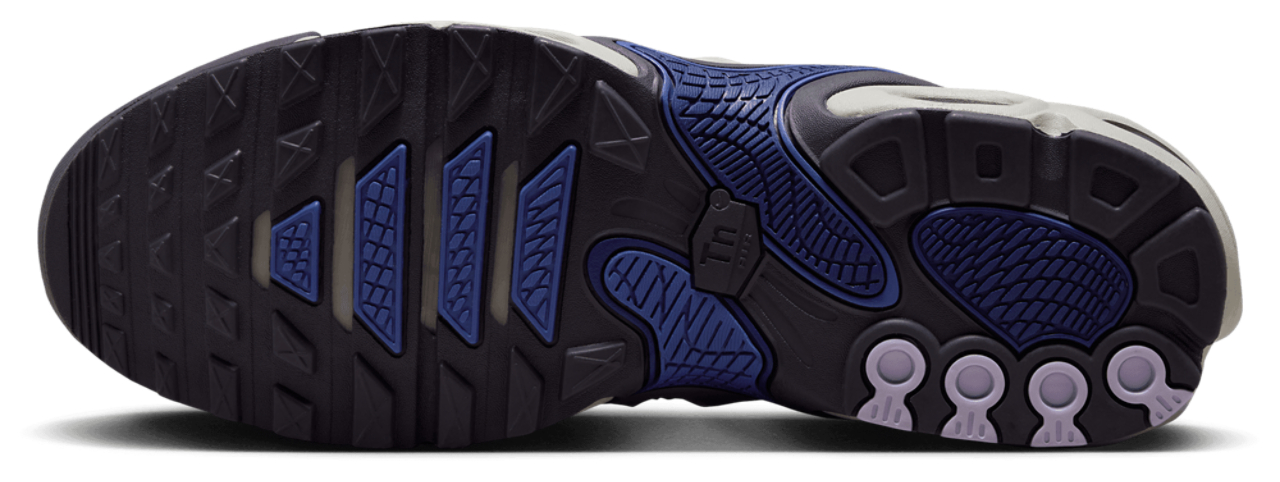 Nike Air Max Plus Drift Image 5 of 5. Tap to open photo gallery.