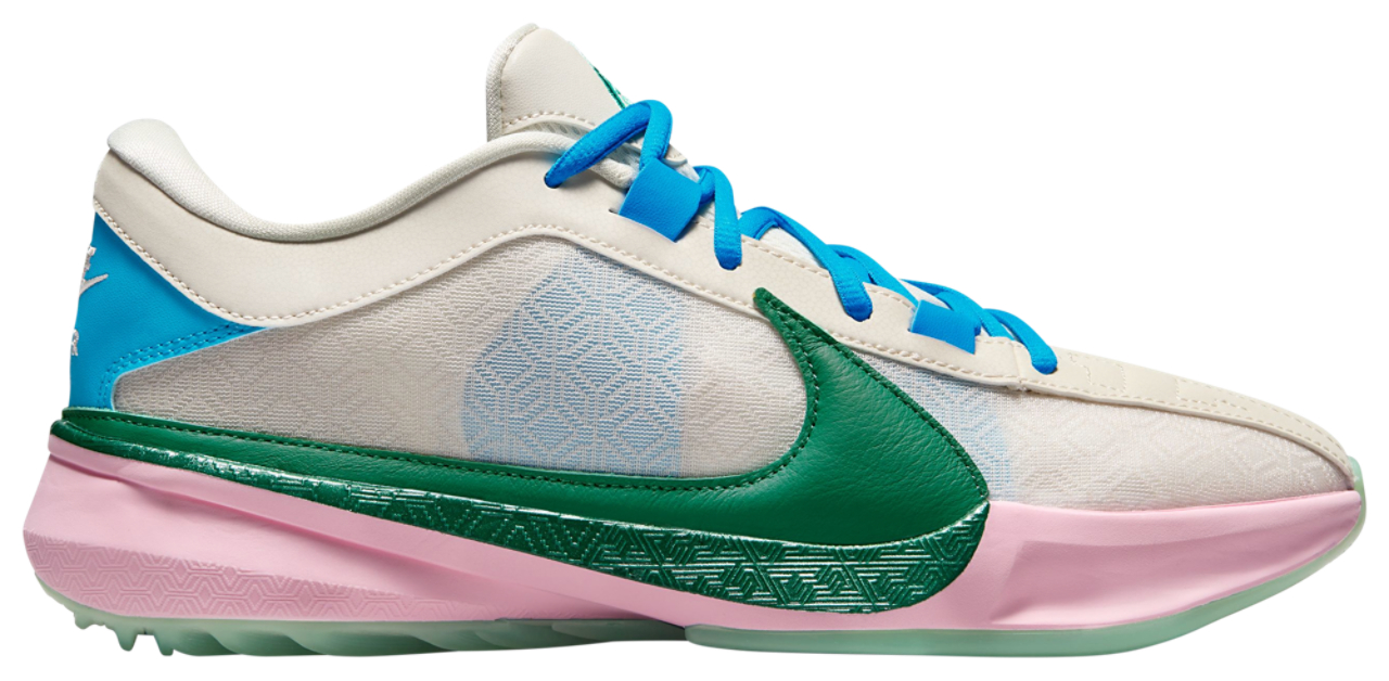 Nike Zoom Freak 5 Image 2 of 6. Tap to open photo gallery.