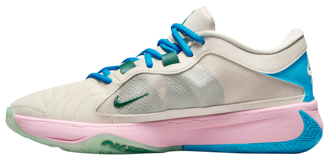 Nike Zoom Freak 5 Image 3 of 6. Tap to open photo gallery.