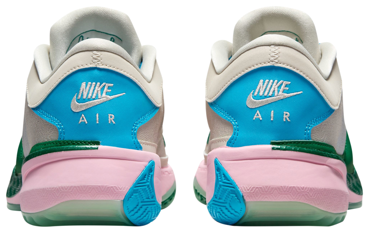 Nike Zoom Freak 5 Image 4 of 6. Tap to open photo gallery.