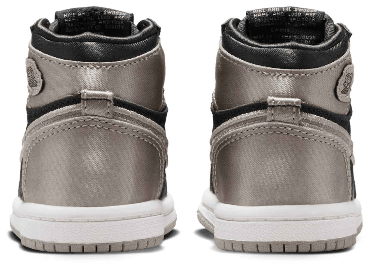 NIKE AIR JORDAN 1 RETRO HIGH OG スモークグレー Nike Nike Air Jordan 1 Retro High GS Light Smoke Grey | Size