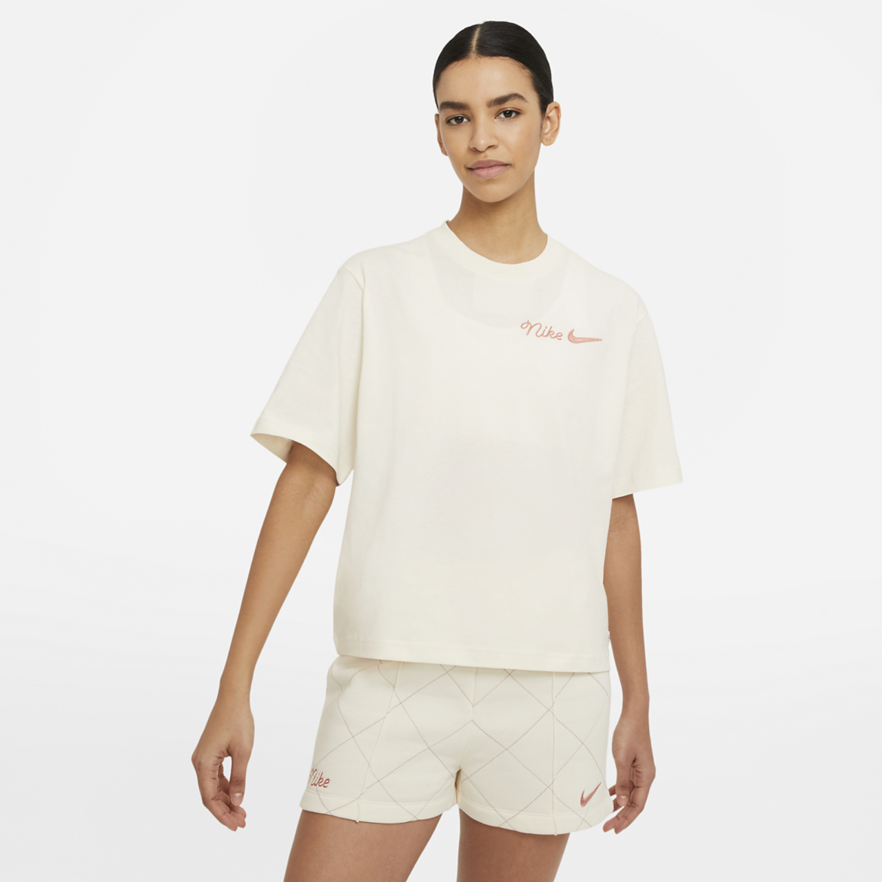 Nike NSW Short Sleeve Boxy T-Shirt Image 1 of 2. Tap to open photo gallery.
