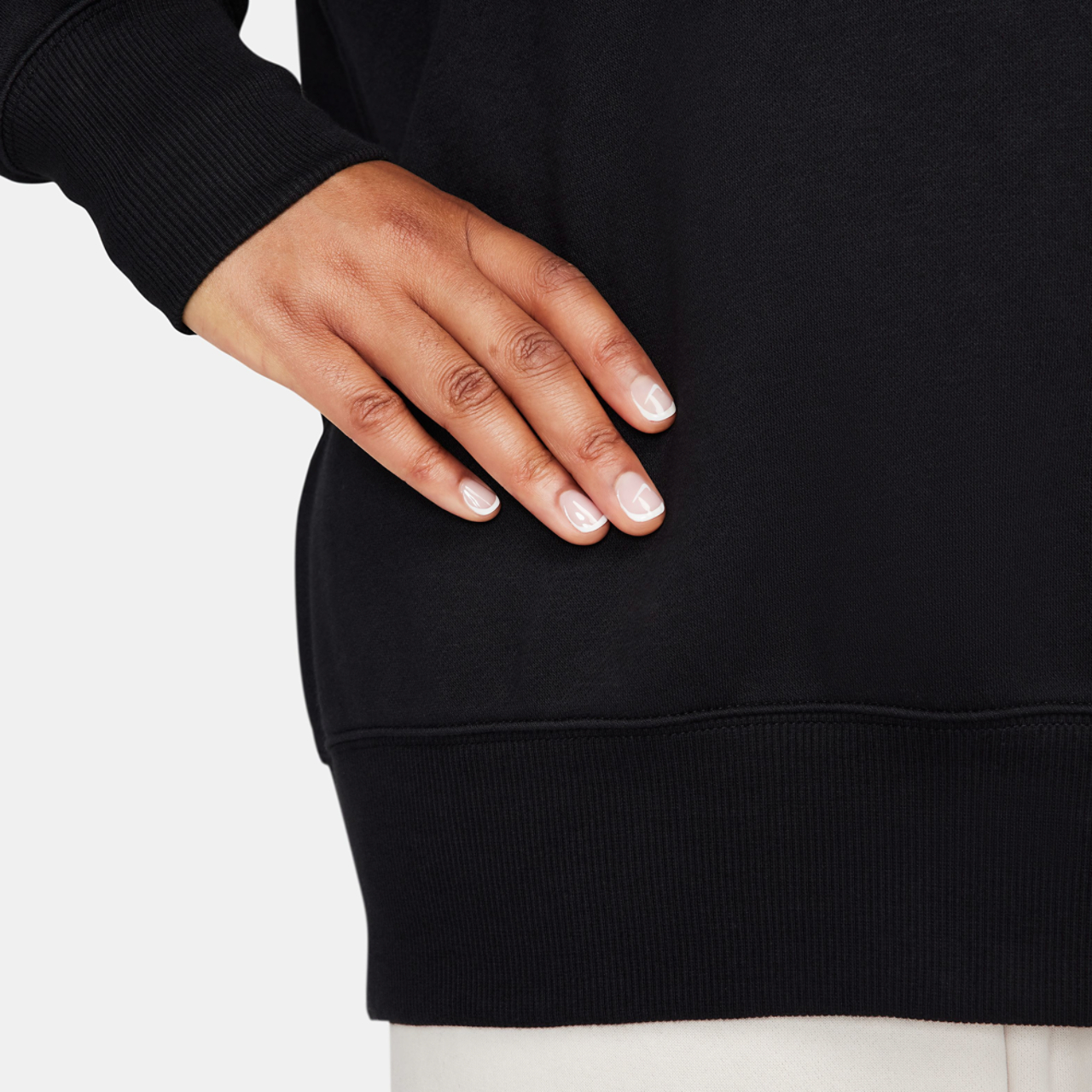 Nike Phoenix OS Fleece Crew Image 4 of 4. Tap to open photo gallery.
