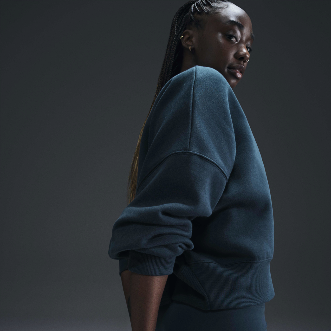 Nike NSW Style Fleece Crew OOS Image 4 of 5. Tap to open photo gallery.