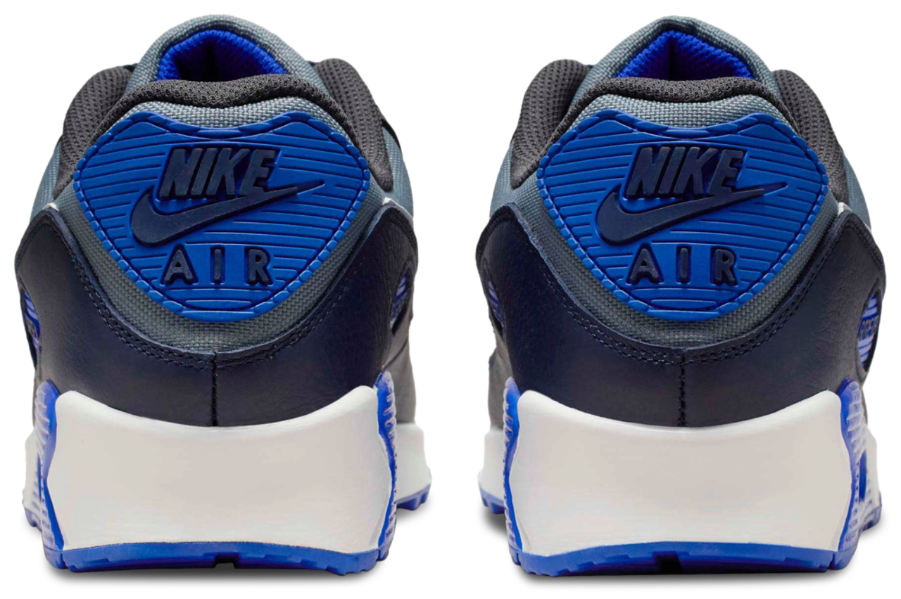 Nike Air Max 90 GTX Image 3 of 5. Tap to open photo gallery.