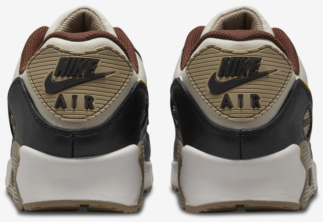 Nike Air Max 90 GTX Image 3 of 5. Tap to open photo gallery.