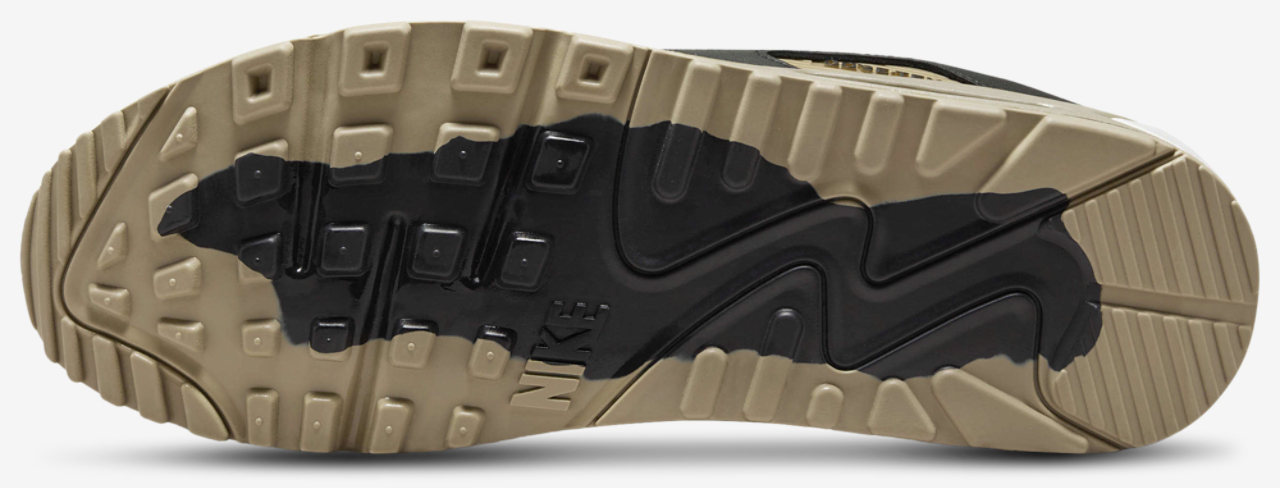 Nike Air Max 90 GTX Image 5 of 5. Tap to open photo gallery.