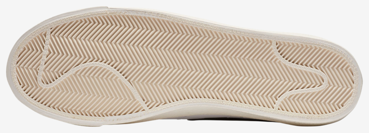 Nike Blazer Low '77 Vintage Image 5 of 5. Tap to open photo gallery.