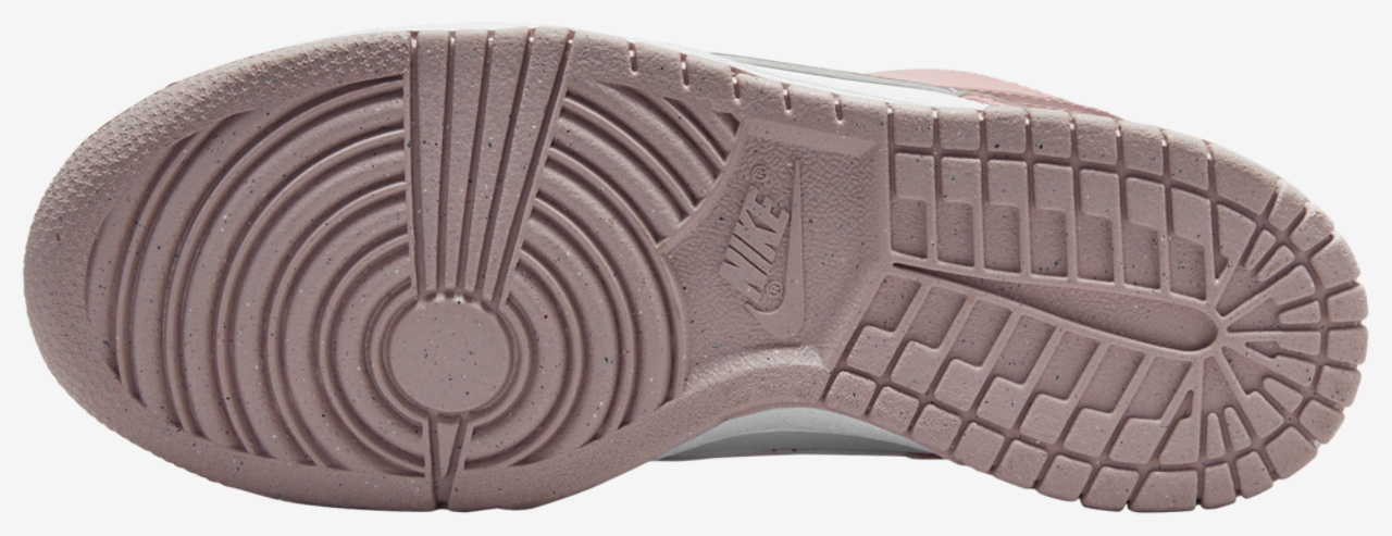 Nike Dunk Low Image 6 of 6. Tap to open photo gallery.