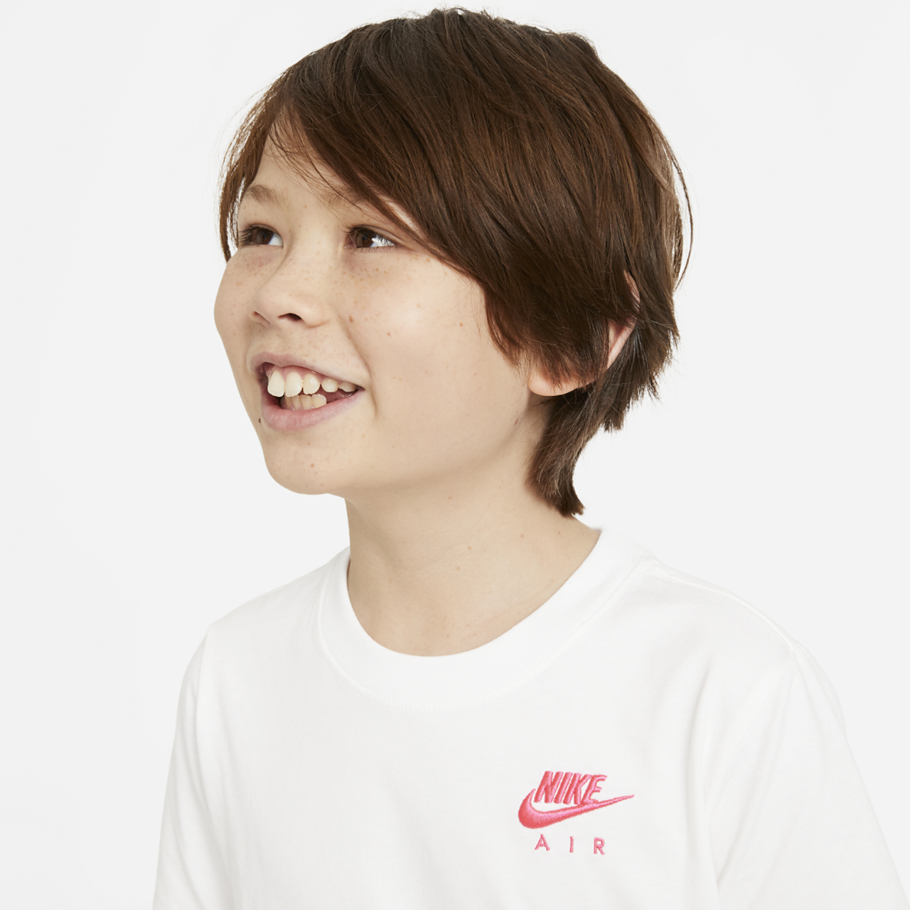 Nike Beach T-Shirt Image 3 of 4. Tap to open photo gallery.