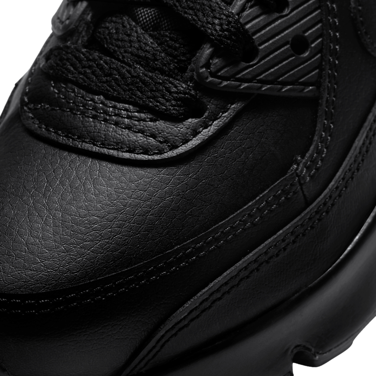 Nike Air Max 90 Image 6 of 7. Tap to open photo gallery.