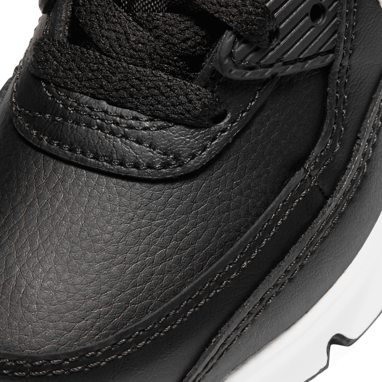 Nike Air Max 90 Image 7 of 8. Tap to open photo gallery.