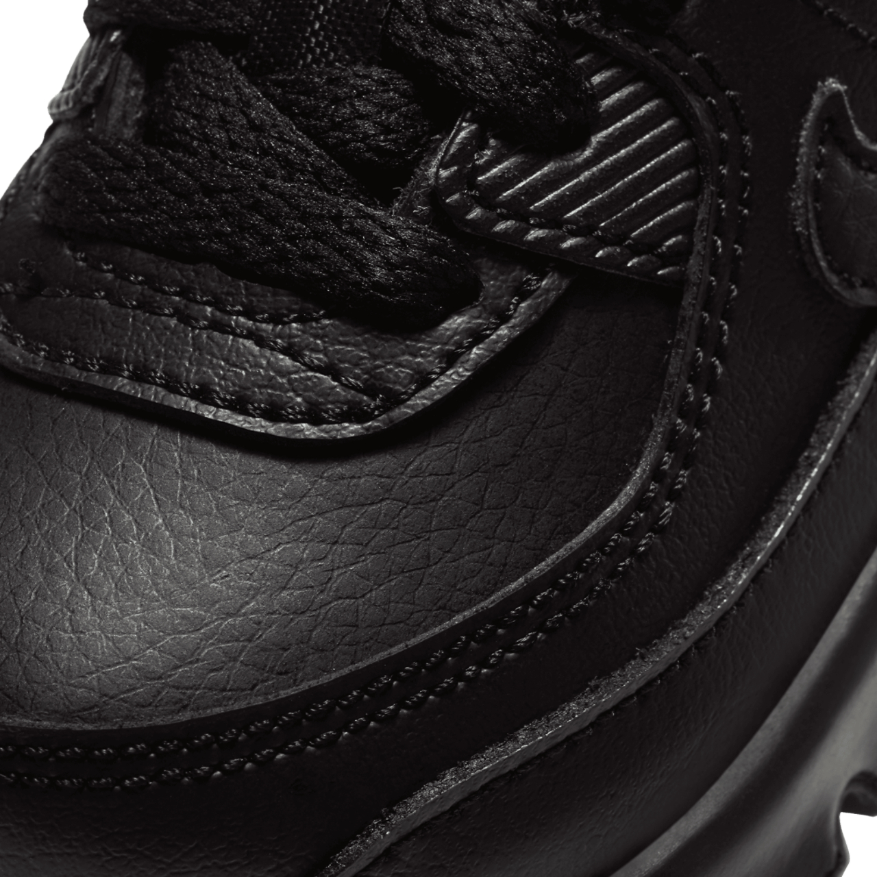 Nike Air Max 90 Image 6 of 6. Tap to open photo gallery.
