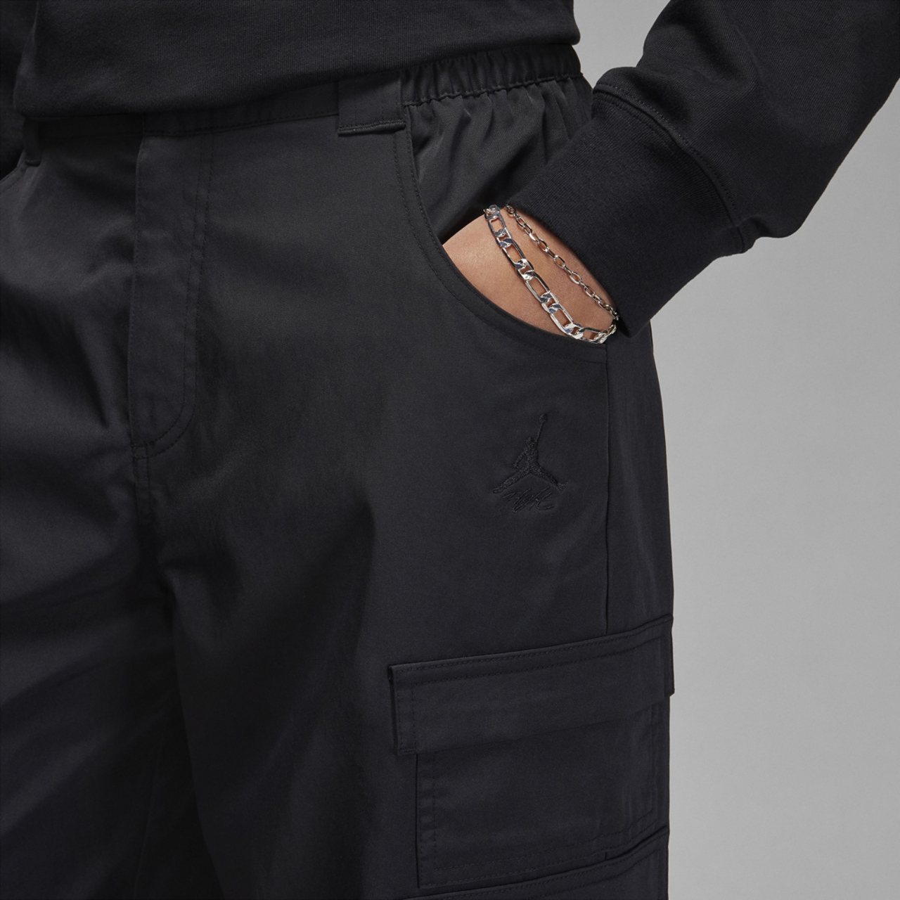 Jordan HW Chi Pants Image 3 of 4. Tap to open photo gallery.
