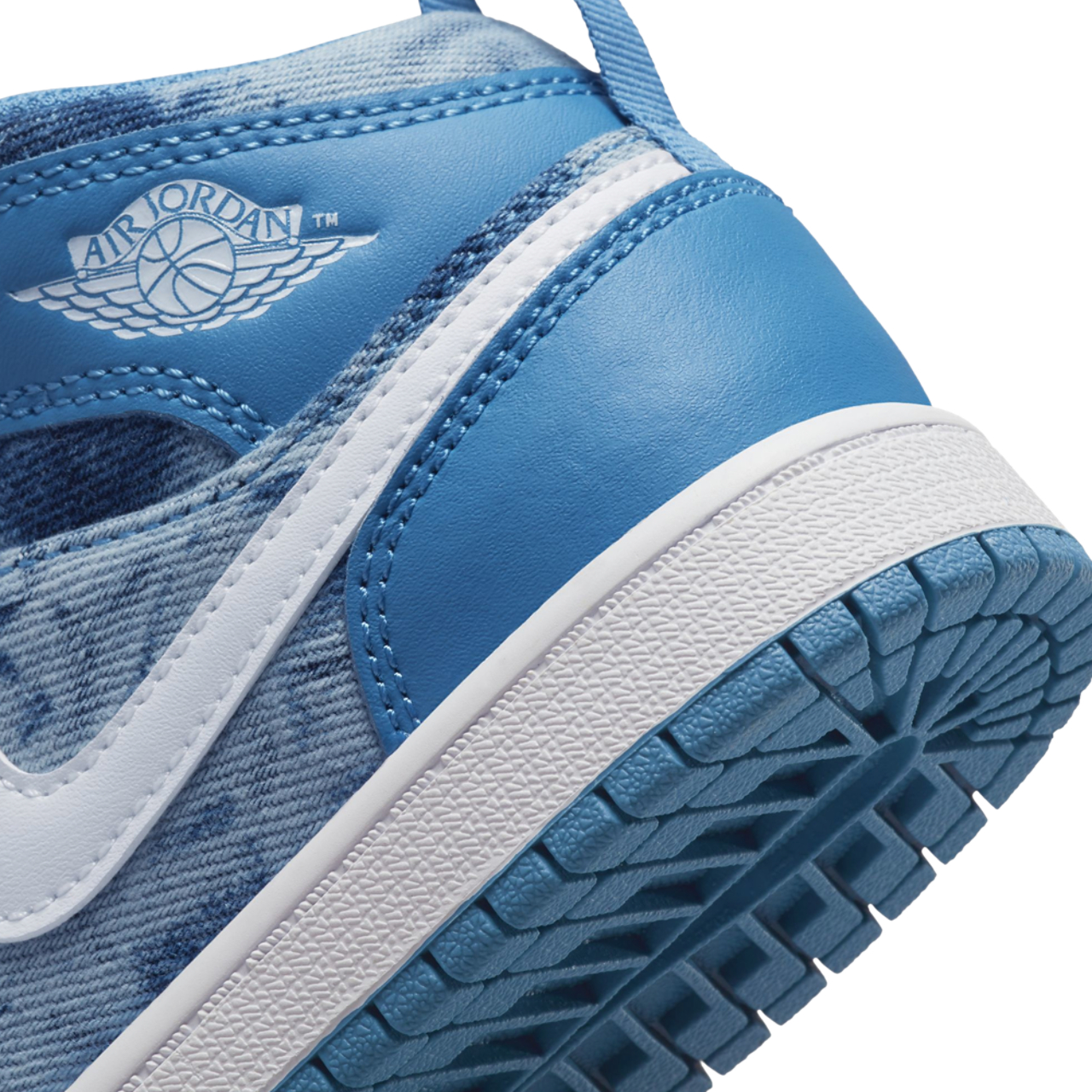 Jordan AJ 1 Mid Image 7 of 7. Tap to open photo gallery.