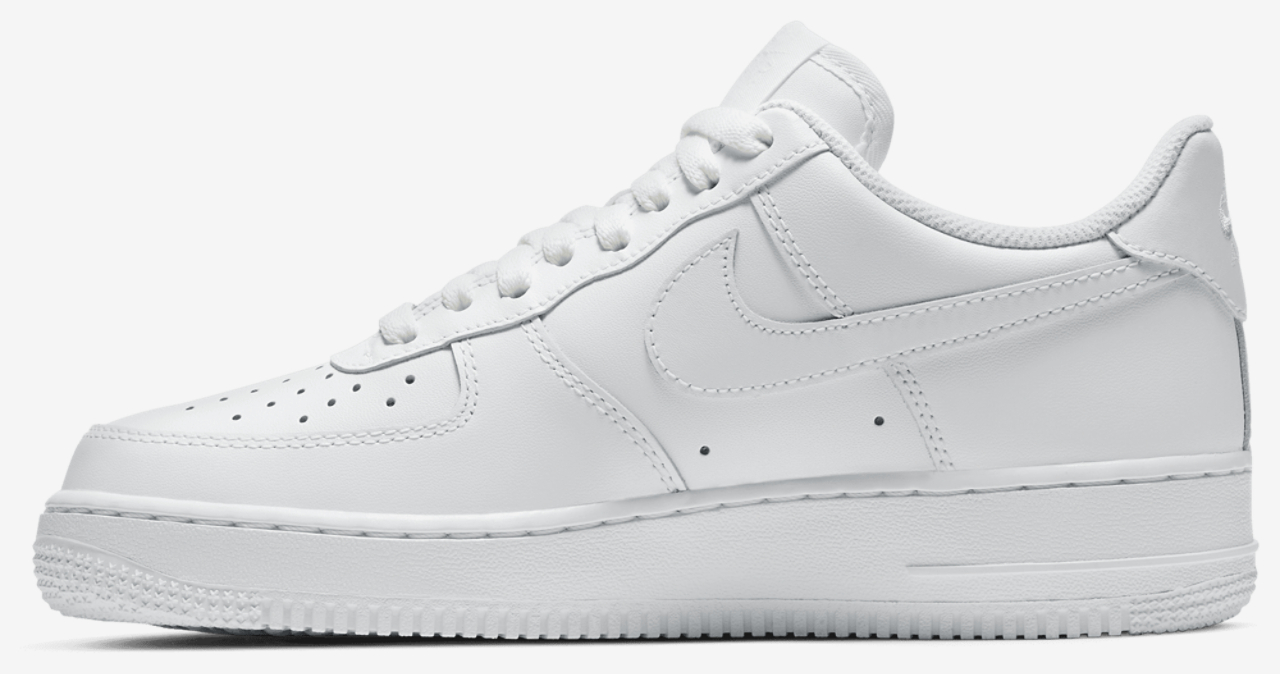 Nike Air Force 1 '07 LE Low Image 2 of 8. Tap to open photo gallery.