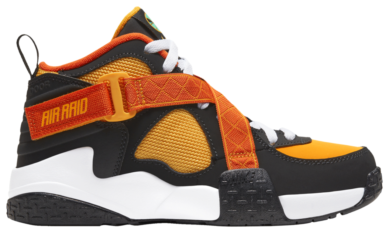 Nike Air Raid Image 1 of 5. Tap to open photo gallery.