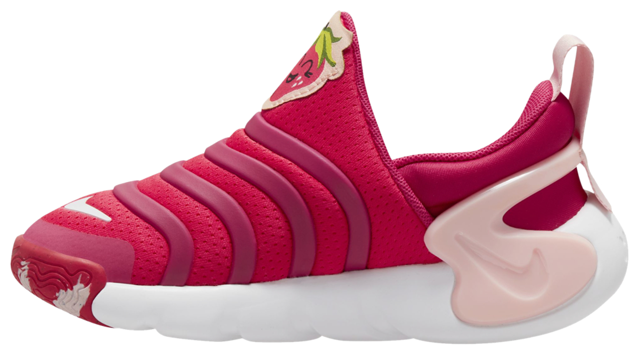 Nike Dynamo Go Flyease SE Image 2 of 3. Tap to open photo gallery.