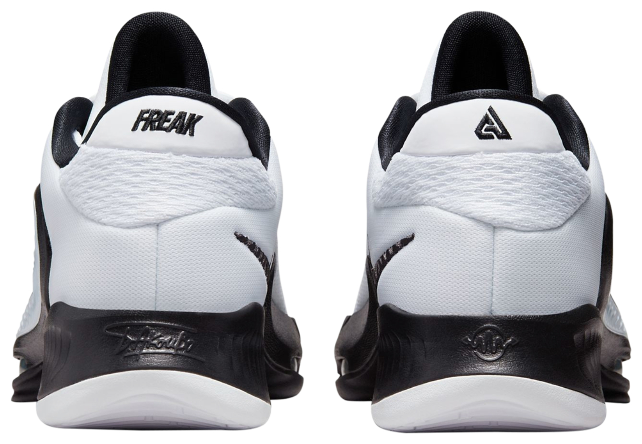 Nike Zoom Freak 4 TB Image 3 of 5. Tap to open photo gallery.
