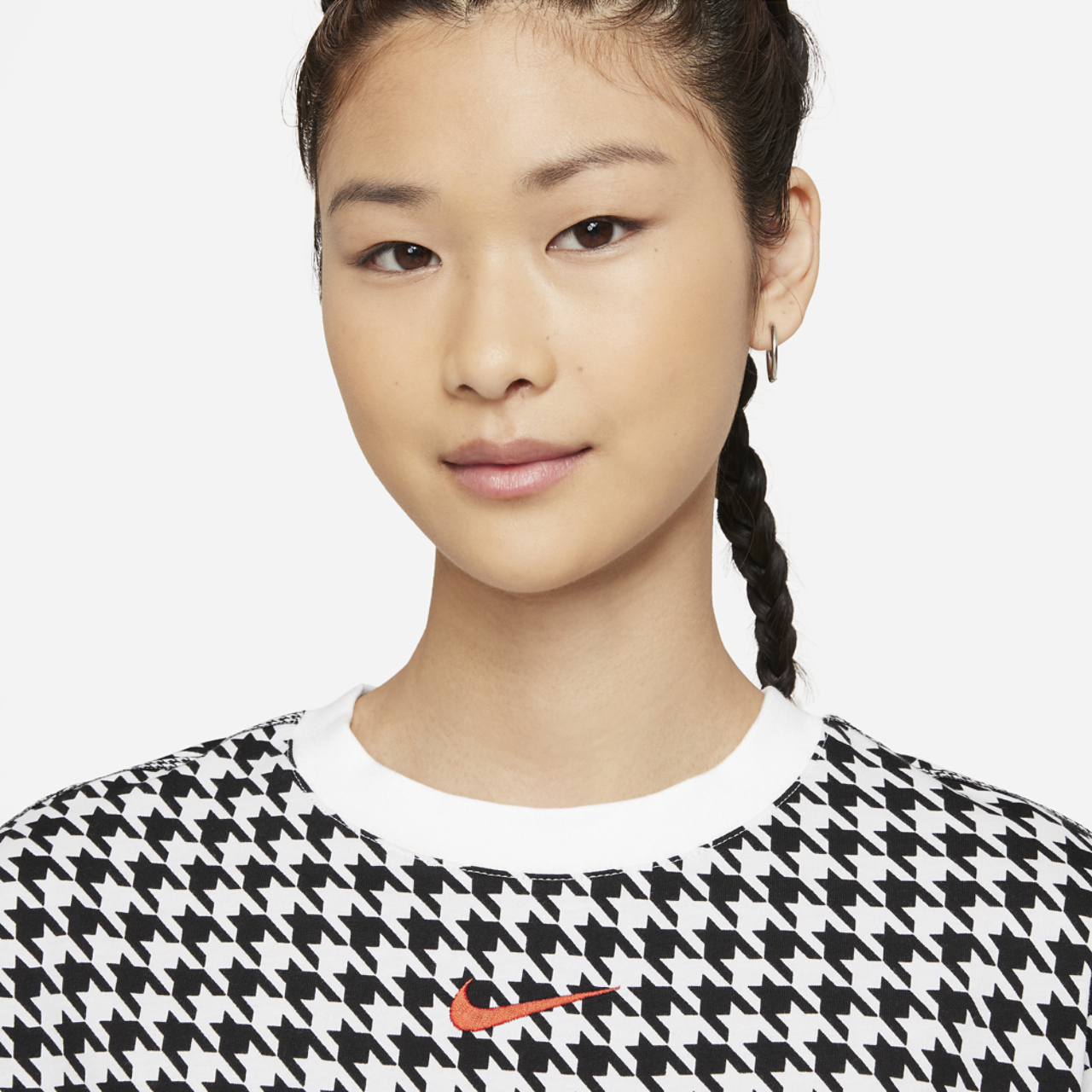 Nike Icon Clash Crop T-Shirt Image 3 of 3. Tap to open photo gallery.