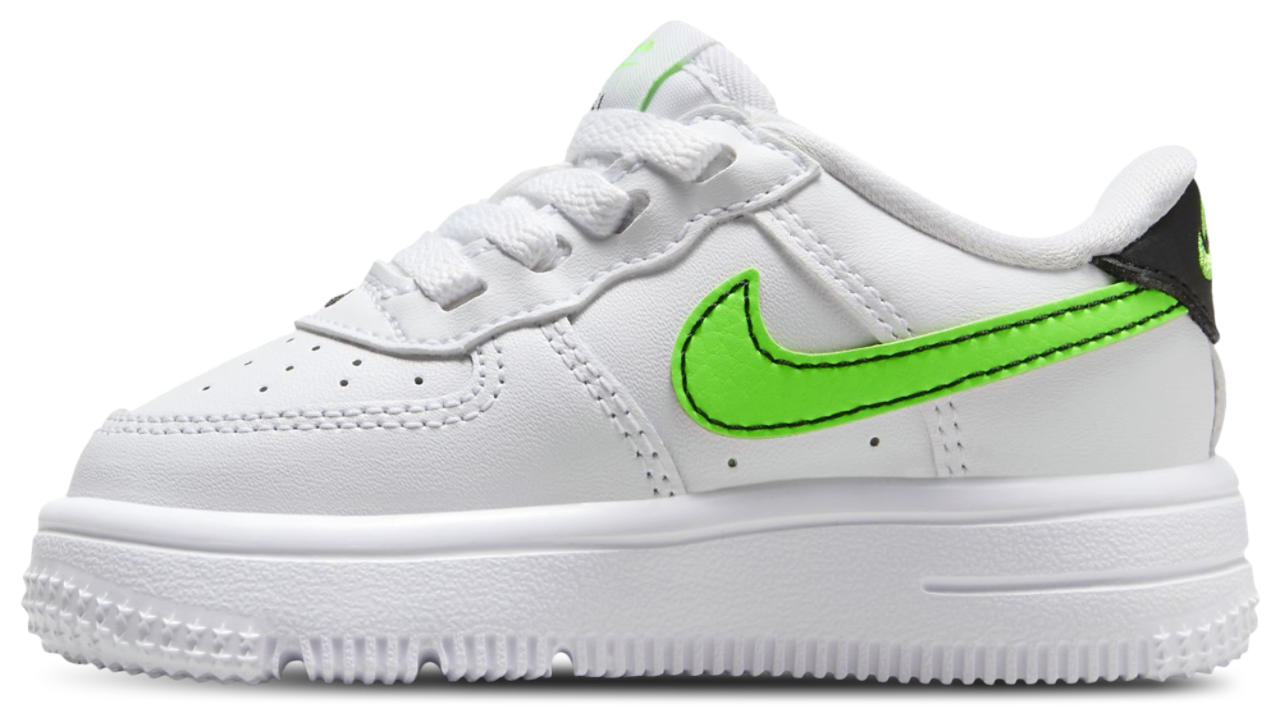 Nike Air Force 1 Low EasyOn Image 2 of 5. Tap to open photo gallery.