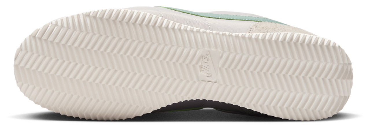 Nike Cortez Image 5 of 5. Tap to open photo gallery.