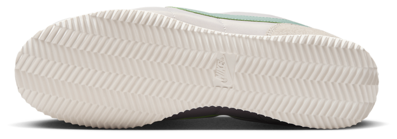 Nike Cortez Image 5 of 5. Tap to open photo gallery.