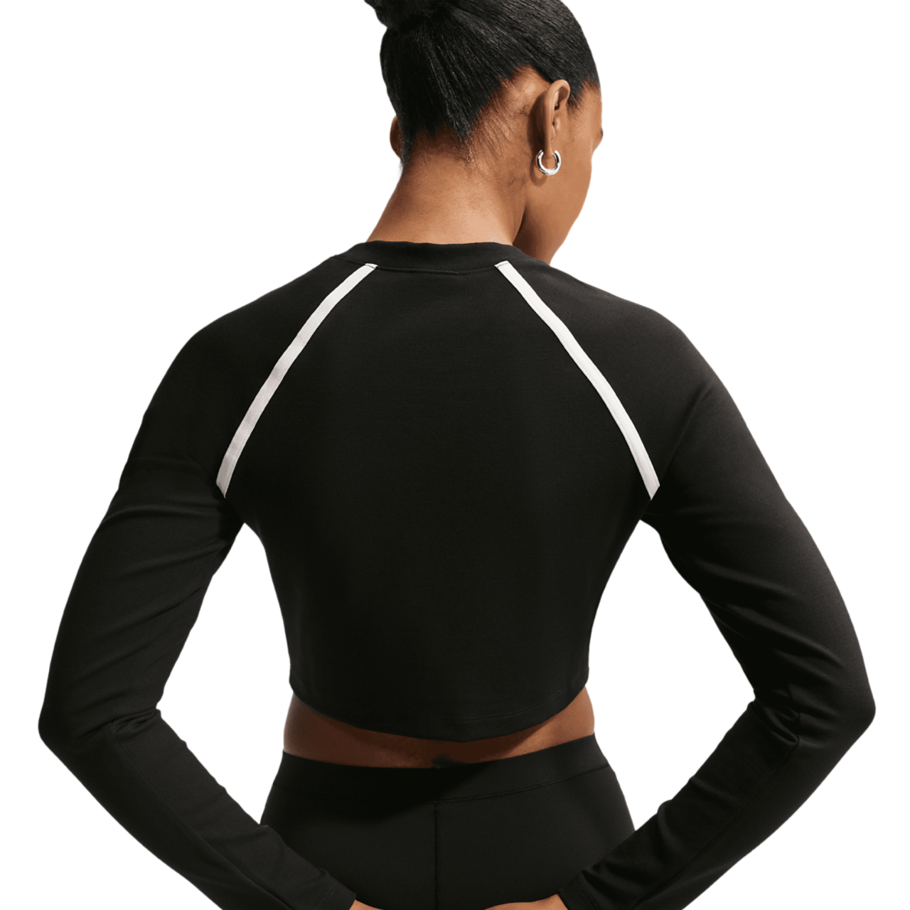 Nike NSW Street Long Sleeve Body Bold Crop Image 2 of 5. Tap to open photo gallery.