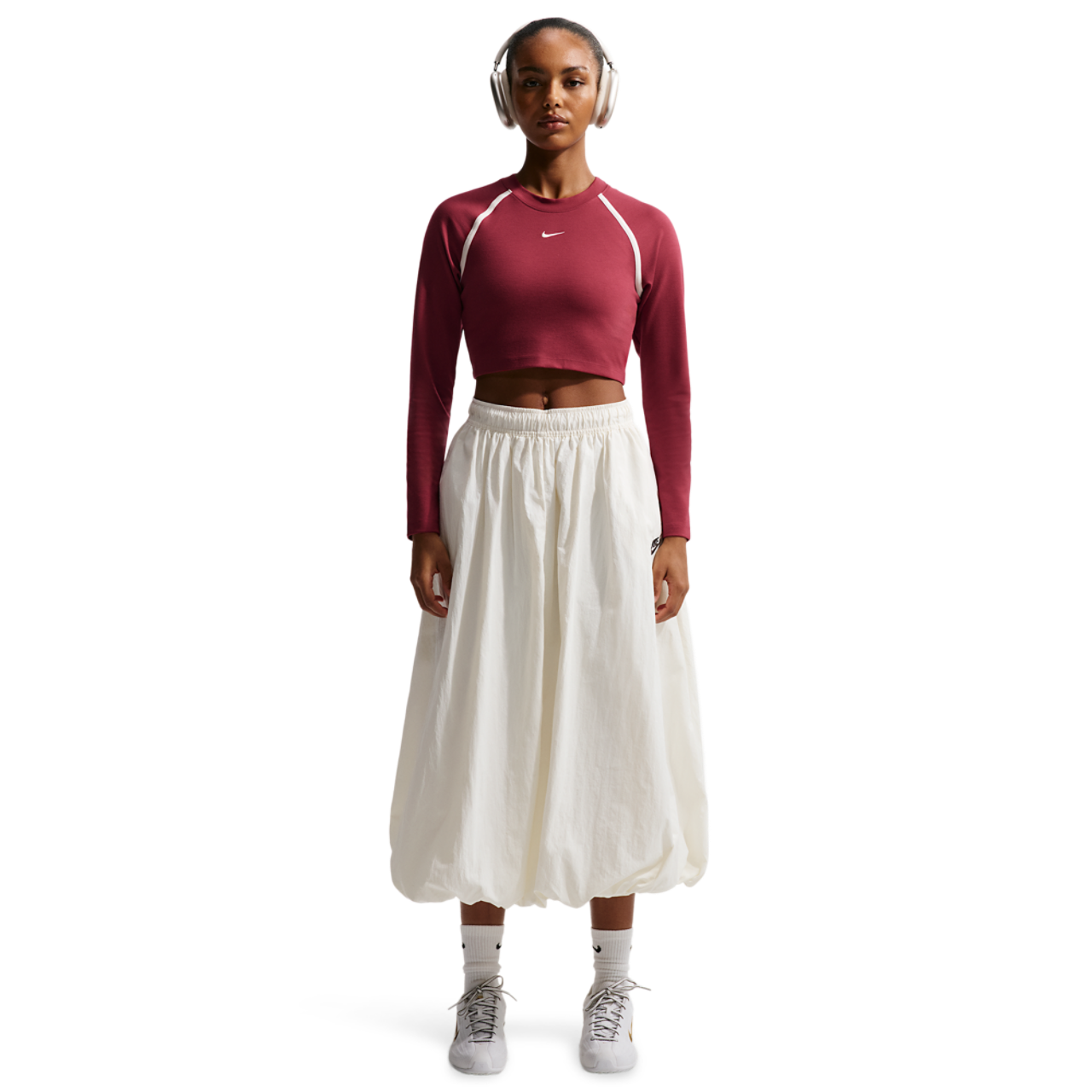 Nike NSW Street Long Sleeve Body Bold Crop Image 3 of 4. Tap to open photo gallery.