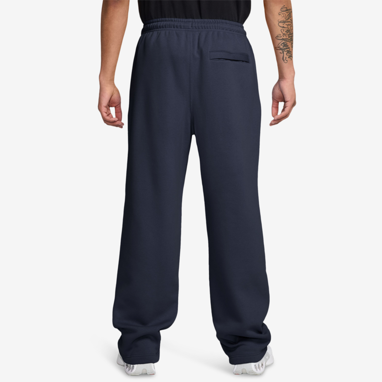 Nike Club Fleece Bungee Pants Image 2 of 3. Tap to open photo gallery.