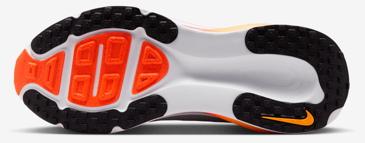 Nike Vomero 18 Wide Image 5 of 5. Tap to open photo gallery.