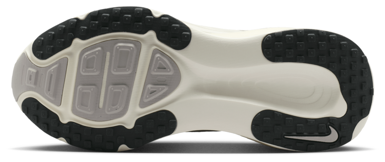Nike Vomero 18 Image 5 of 5. Tap to open photo gallery.